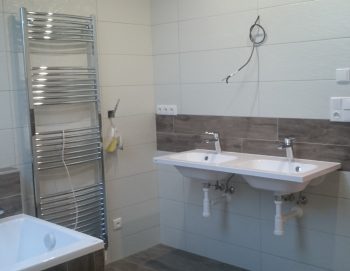 Koupelna v Č.Brodě 2016